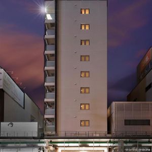 Nipponbashi Crystal Hotel